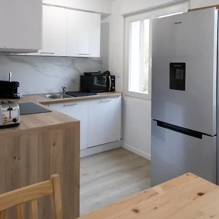 Quai 22, Station - 3 Bedrooms And 3 Bathrooms アラス
