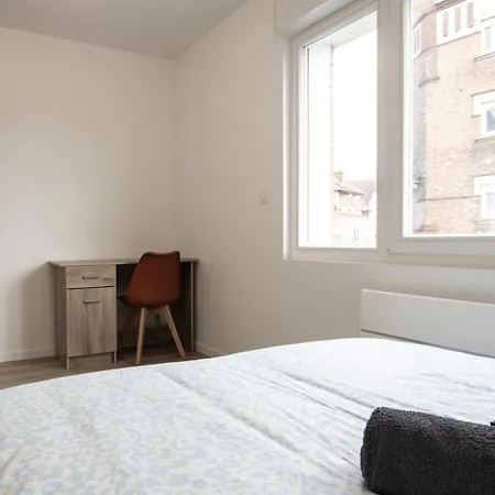 Quai 22, Station - 3 Bedrooms And 3 Bathrooms アパート *