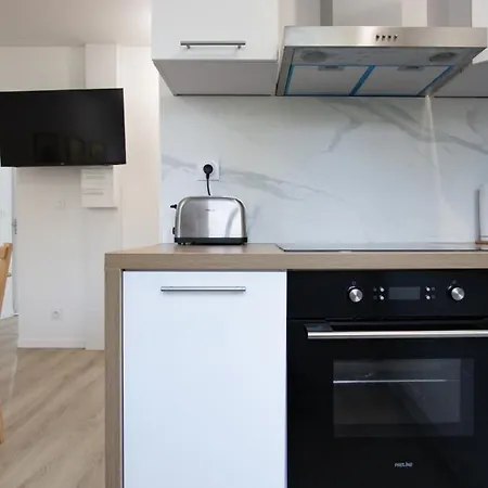 Quai 22, Station - 3 Bedrooms And 3 Bathrooms アパート アラス